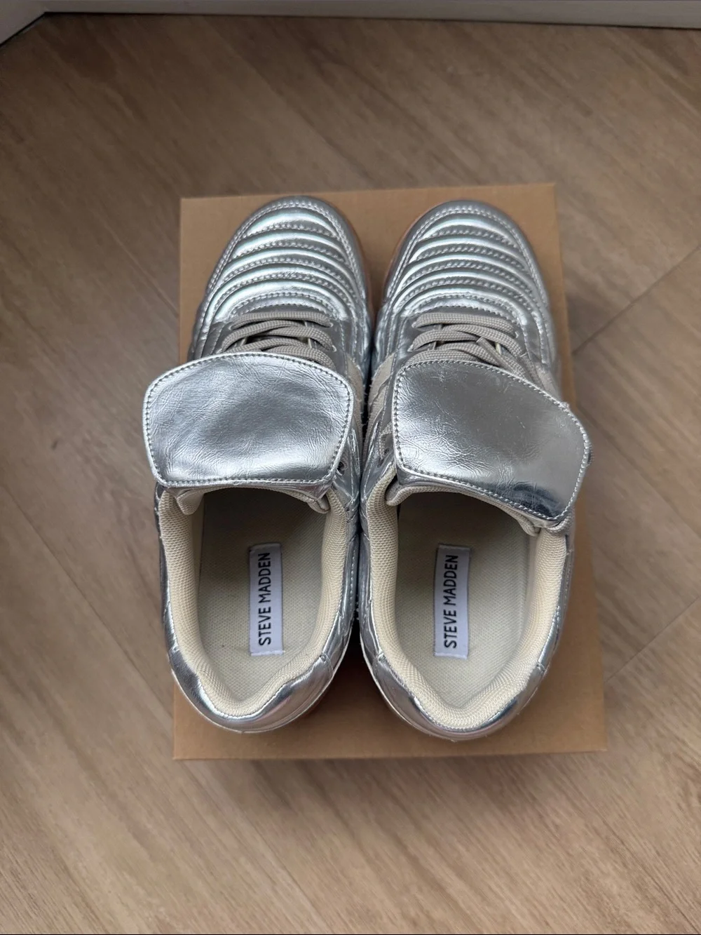 Steve Madden Madrid Sneaker in Silver